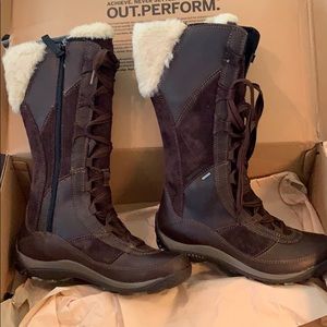 NWT ~ Merrill boots